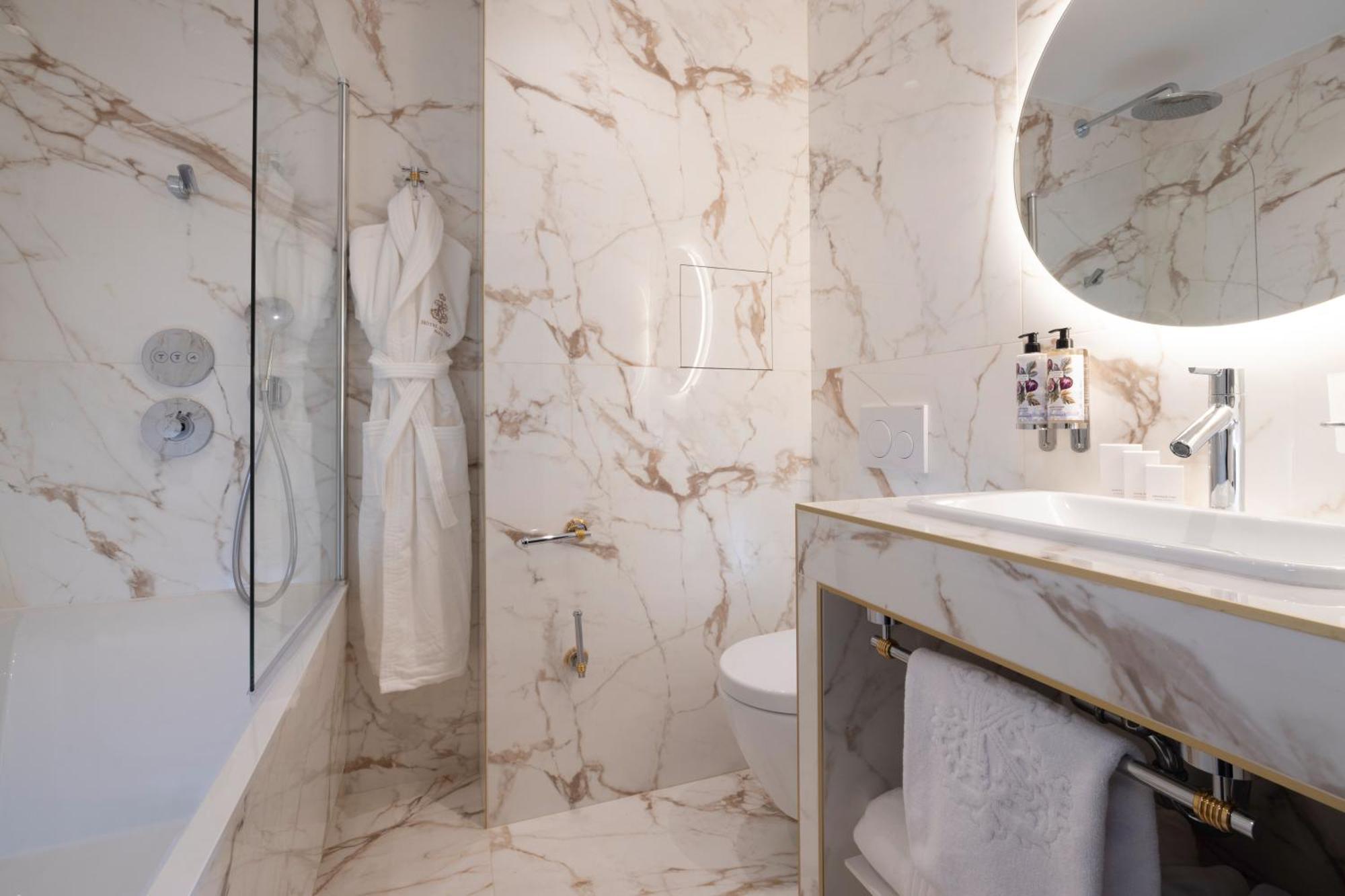 Hotel Kleber Paris & Spa Екстериор снимка